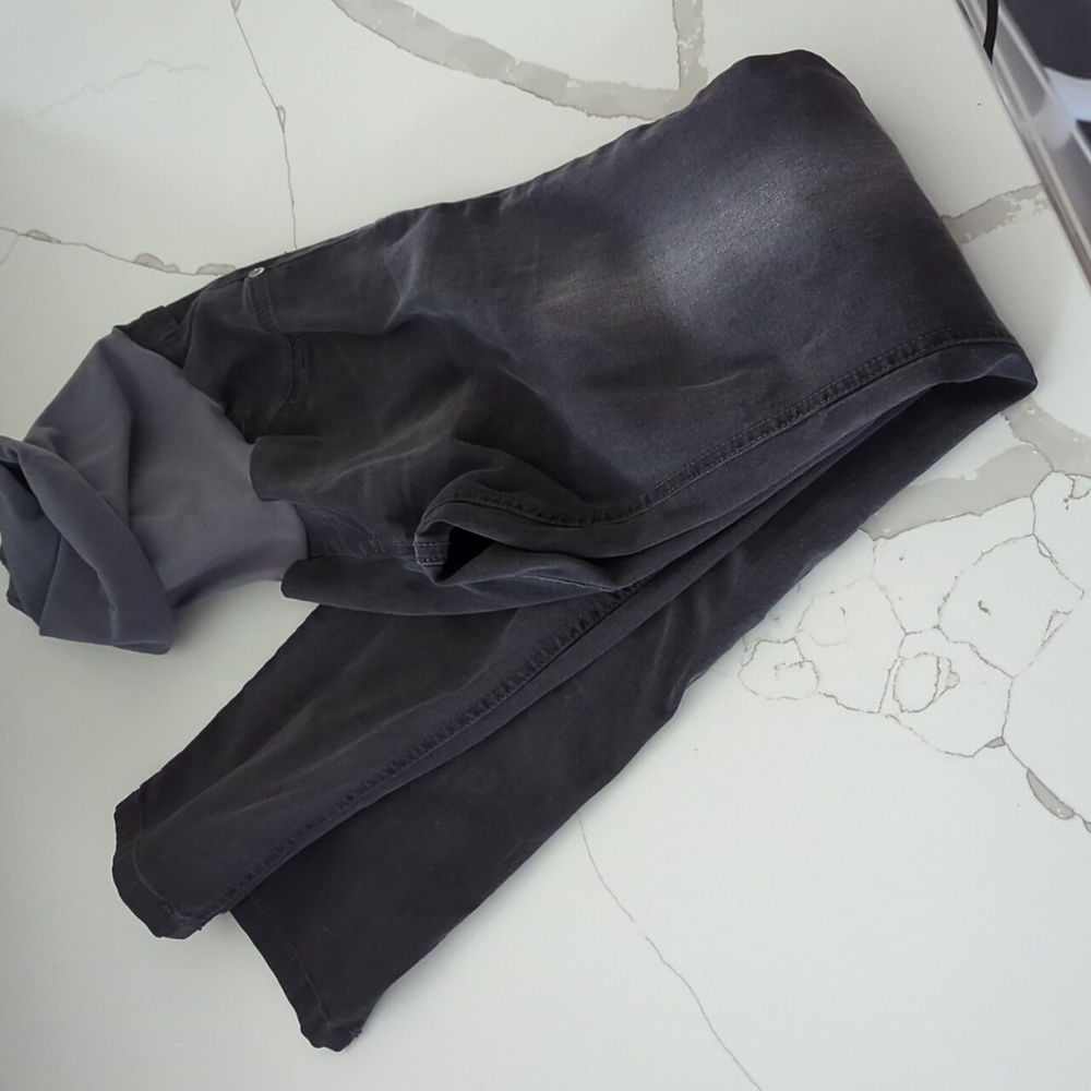 Black maternity jeggings